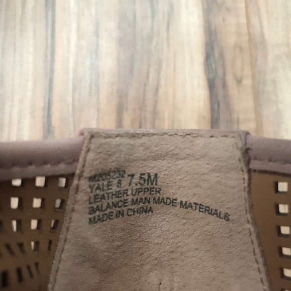 Me Too Nude Pink Laser Cut Leather Loafer Flats - Picture 6 of 8